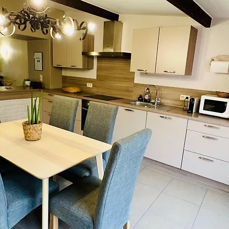 Au Coeur De Apartman Rochefort